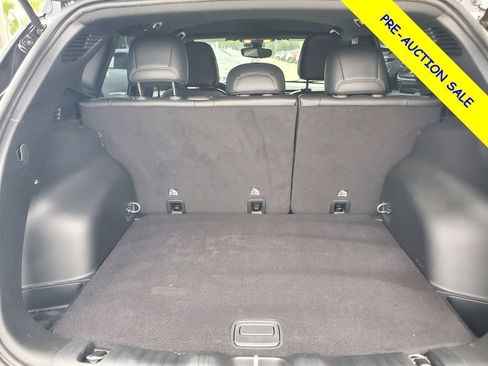 Used 2023 Jeep Compass Latitude AWD/4WD image 8