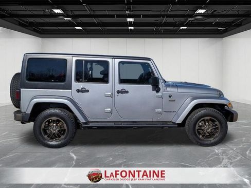 Used 2016 Jeep Wrangler Unlimited Sahara image 6