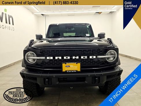 Certified 2024 Ford Bronco Wildtrak AWD/4WD image 9