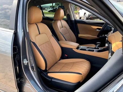 Certified 2025 Nissan Sentra SV w/ SV Premium Package image 9