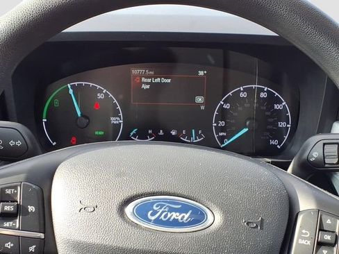 Used 2024 Ford Maverick XLT image 9