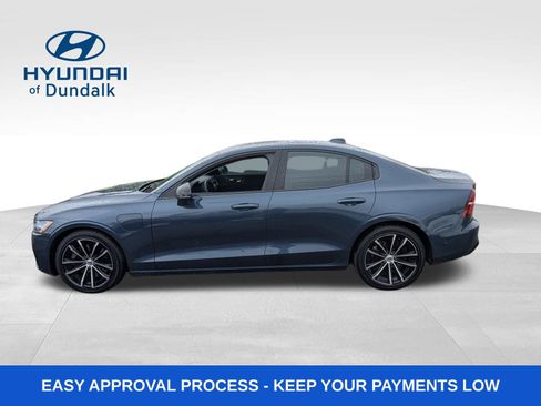 Used 2023 Volvo S60 T8 Plus image 2