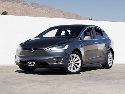 Used 2020 Tesla Model X Long Range AWD/4WD image 1