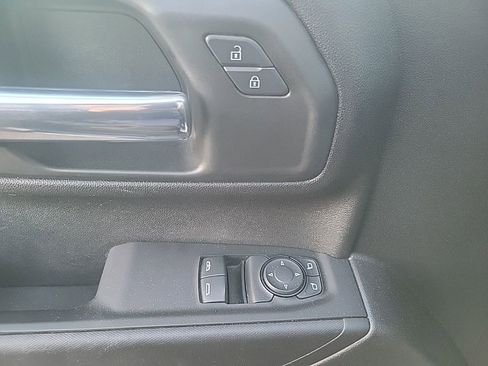 Used 2022 Chevrolet Silverado 1500 W/T w/ WT Value Package image 18