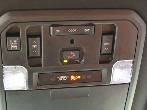 Used 2025 Toyota Tundra TRD Pro AWD/4WD image 30