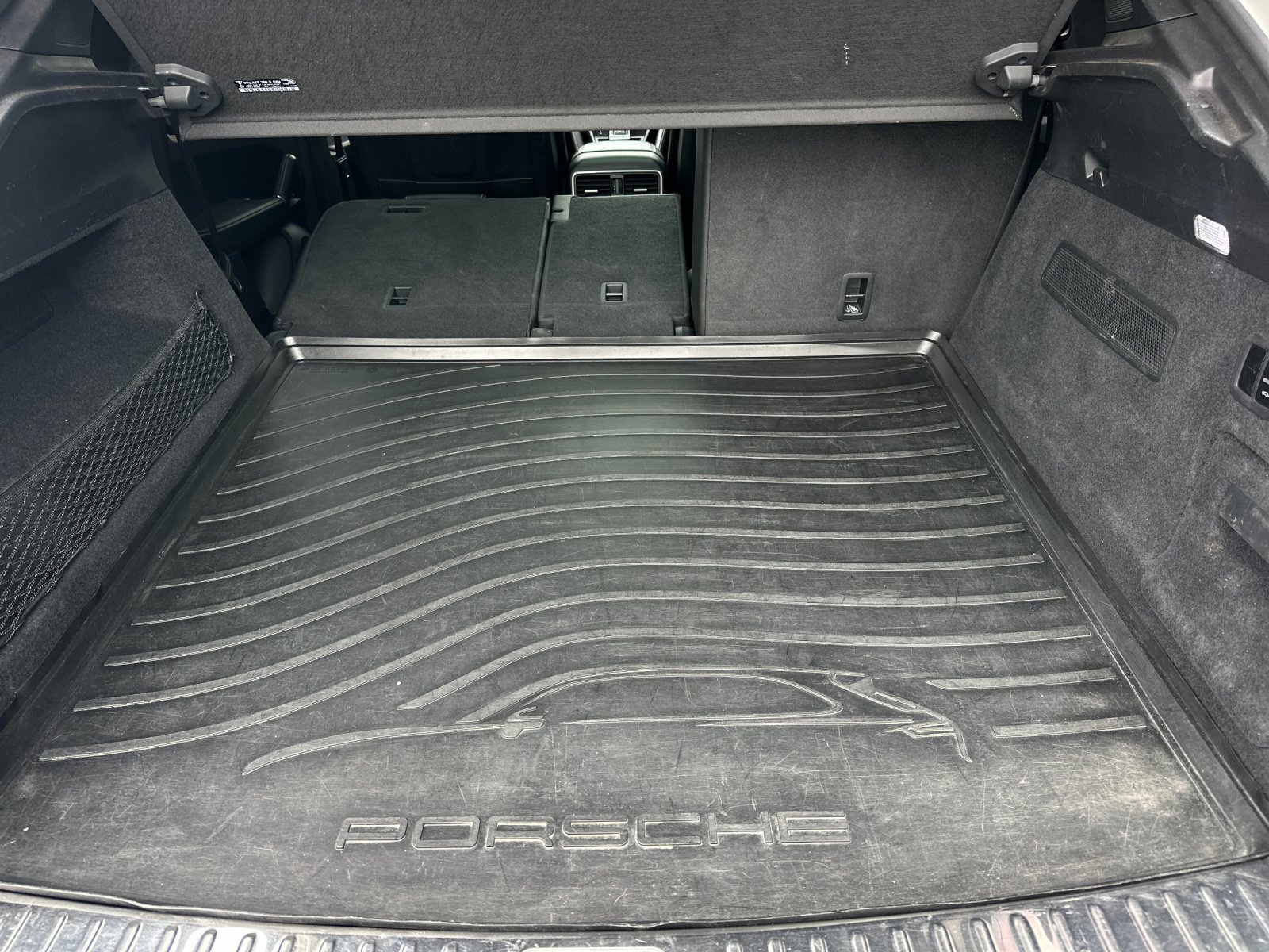 Used 2020 Porsche Cayenne Turbo AWD/4WD image 14