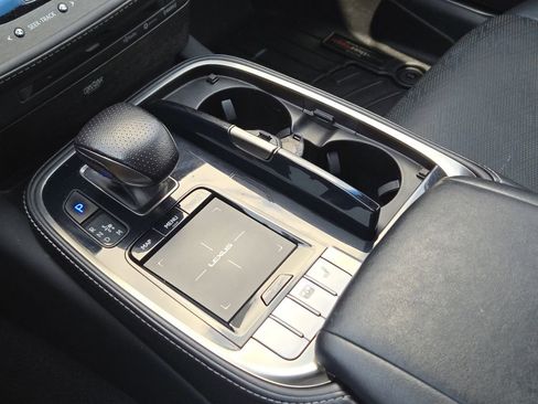 Used 2018 Lexus LS 500 F Sport w/ Accessory Package (Z1) RWD image 21