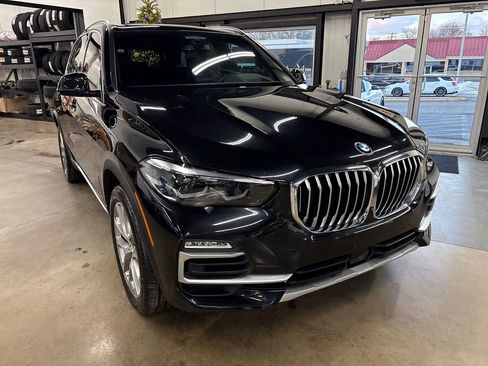 Used 2021 BMW X5 xDrive40i w/ Premium Package image 15