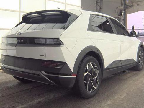 Used 2023 Hyundai Ioniq 5 SEL image 3