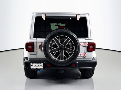 Used 2023 Jeep Wrangler Unlimited Sahara w/ Cold Weather Group image 8