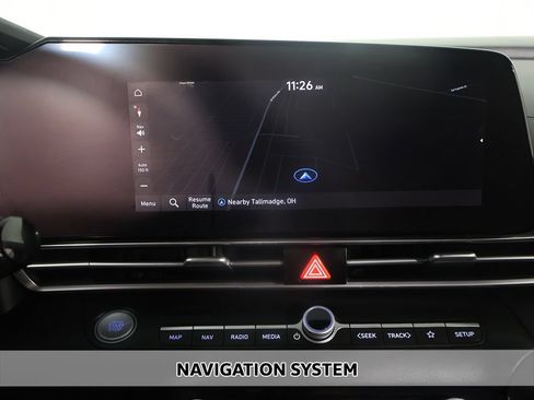 Used 2023 Hyundai Elantra SEL w/ Convenience Package FWD image 3