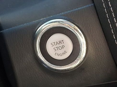 Used 2023 Nissan Armada SL image 27