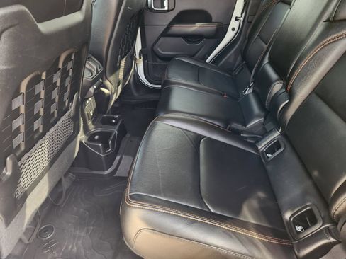 Used 2021 Jeep Gladiator Mojave AWD/4WD image 29