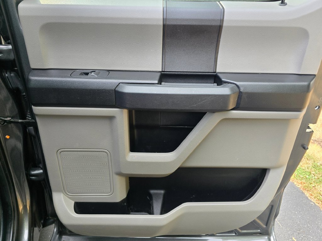 Used 2019 Ford F150 XL w/ Equipment Group 101A Mid AWD/4WD image 15