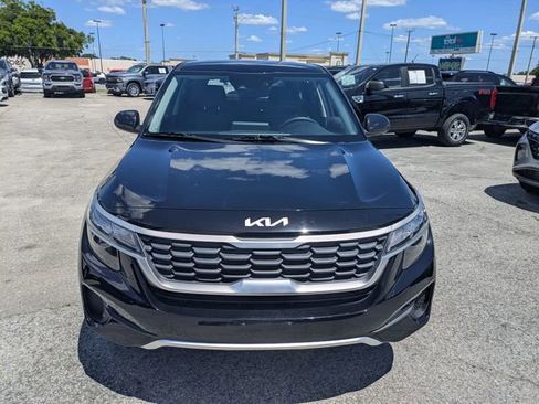 Used 2023 Kia Seltos LX image 8