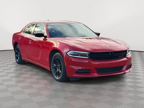 Used 2023 Dodge Charger SXT RWD image 4