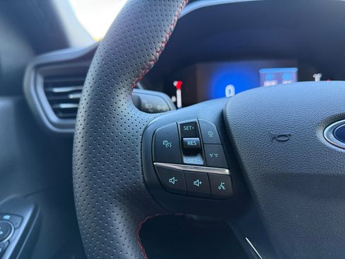 Used 2024 Ford Escape ST-Line w/ Tech Pack #1 image 18