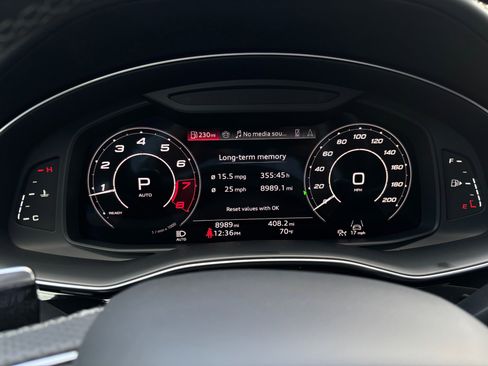 Used 2025 Audi RS Q8 performance AWD/4WD image 45