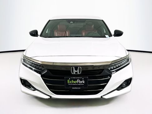 Used 2021 Honda Accord Sport image 2