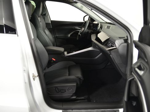 New 2025 Audi Q5 Premium Plus image 18