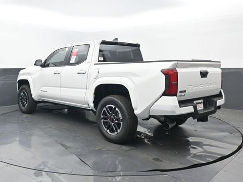 New 2026 Toyota Tacoma SR5 AWD/4WD image 3