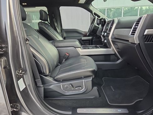 Used 2017 Ford F350 Platinum w/ Platinum Ultimate Package image 44