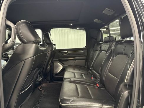 Used 2020 RAM 1500 Limited w/ Black Appearance Package AWD/4WD image 13