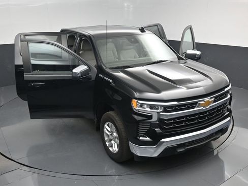 Used 2024 Chevrolet Silverado 1500 LT image 47