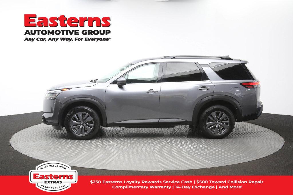 Used 2022 Nissan Pathfinder SV FWD image 61