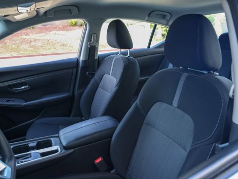 Used 2023 Nissan Sentra SV FWD image 15