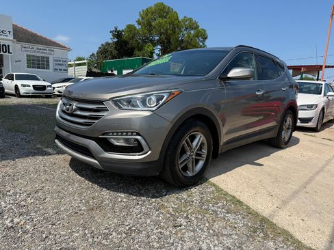 Used 2018 Hyundai Santa Fe Sport image 1