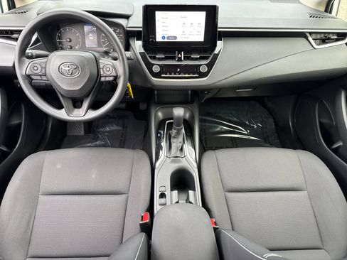 Used 2023 Toyota Corolla LE image 13