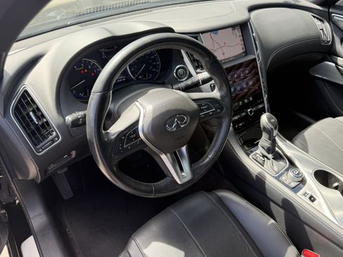 Used 2018 INFINITI Q60 3.0t Luxe w/ Sensory Package 3.0T Luxe image 4