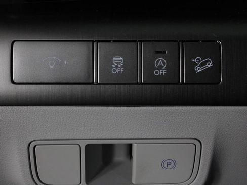 Certified 2026 Hyundai Kona SE FWD image 23