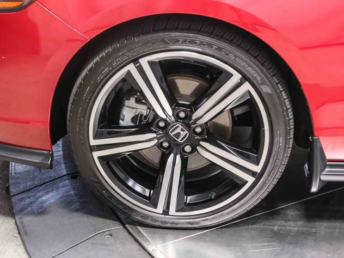 Used 2023 Honda Accord Sport image 10