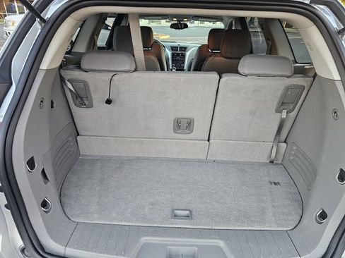 Used 2012 Chevrolet Traverse LT w/ All-Star Edition image 22