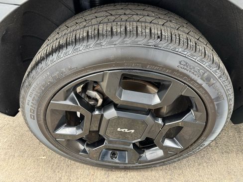 Used 2024 Kia Sorento SX Prestige w/ Olive Brown Leather Package image 26