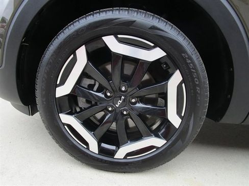 Used 2025 Kia Telluride S AWD/4WD image 10