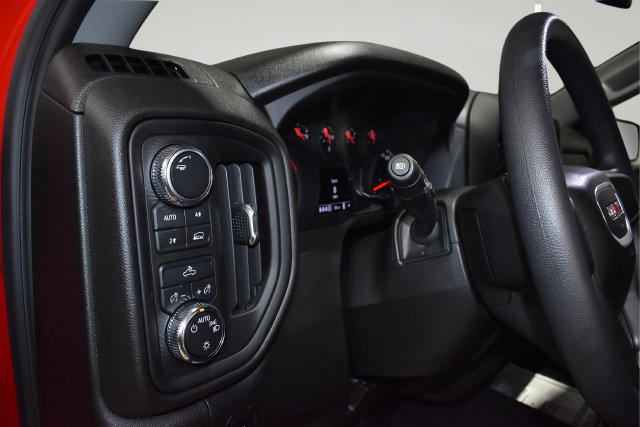 Used 2026 GMC Sierra 1500 Pro w/ Graphite Edition AWD/4WD image 13