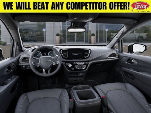 New 2026 Chrysler Pacifica Select AWD/4WD image 15