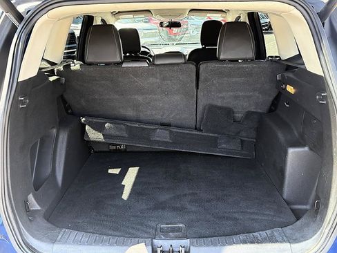 Used 2019 Ford Escape SEL AWD/4WD image 11