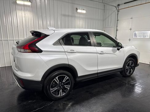 Used 2024 Mitsubishi Eclipse Cross SE AWD/4WD image 3