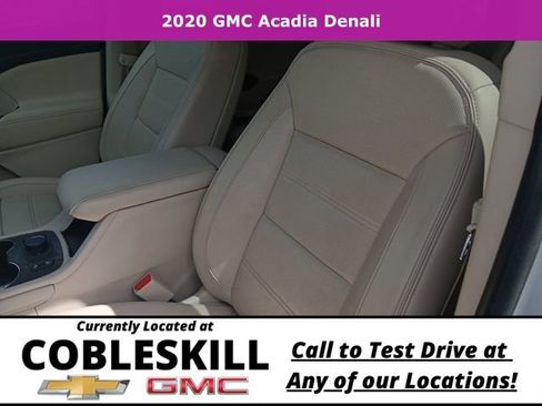 Used 2020 GMC Acadia Denali w/ Denali Ultimate Package AWD/4WD image 16