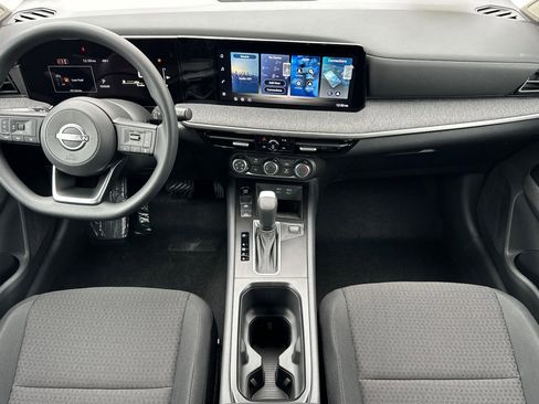 New 2026 Nissan Kicks S image 13