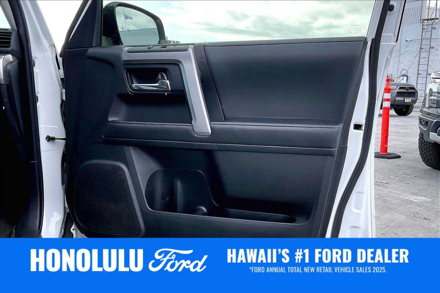 Used 2024 Toyota 4Runner SR5 Premium RWD image 28
