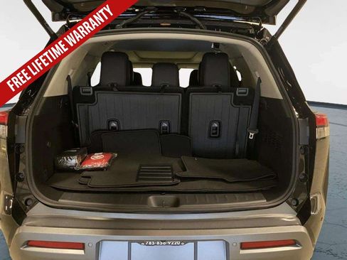 New 2026 Nissan Pathfinder Platinum w/ Cargo Package AWD/4WD image 32