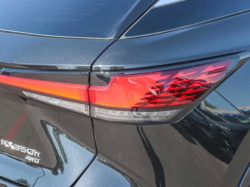 Certified 2024 Lexus RX 350h image 8