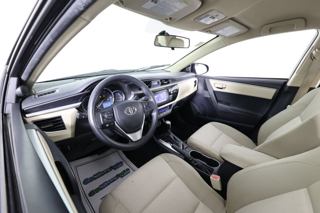Used 2014 Toyota Corolla LE FWD image 10