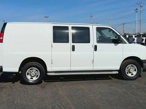 Certified 2024 Chevrolet Express 2500 w/ Driver Convenience Package image 9