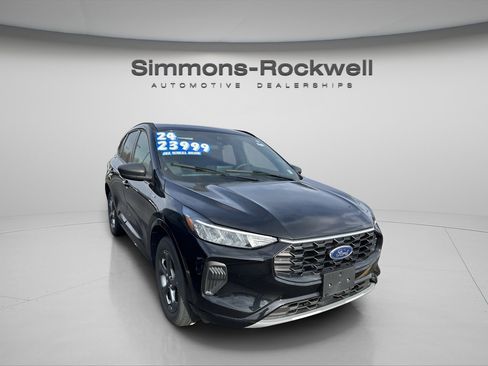 Used 2024 Ford Escape ST-Line image 17